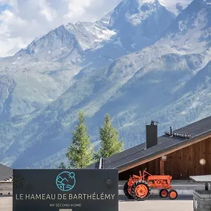 Terresens - Le Hameau De Barthelemy La Rosiere (Savoie)